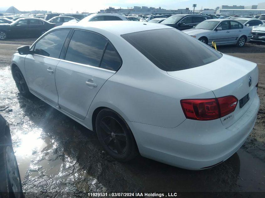 VOLKSWAGEN JETTA SEDAN  2014