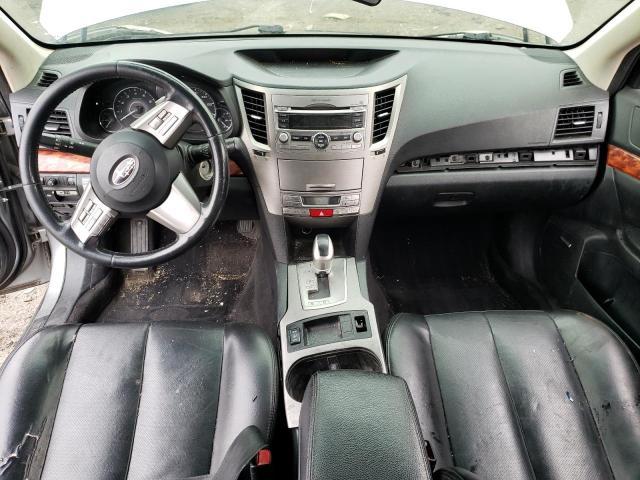 SUBARU OUTBACK 2. 2010