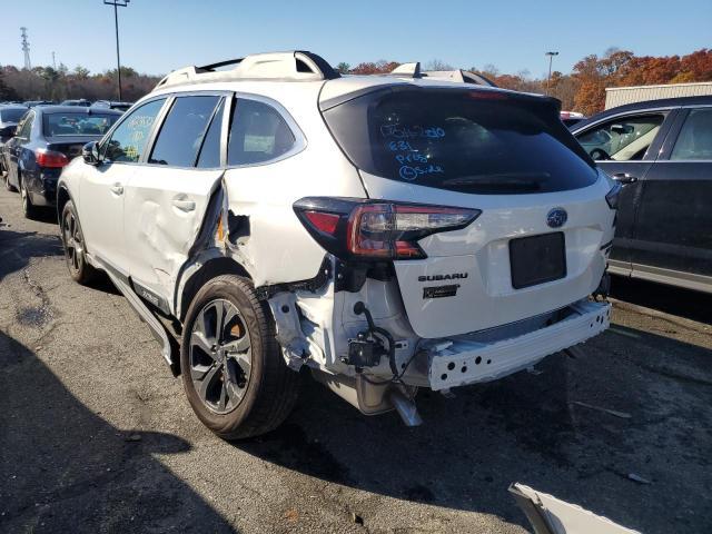 SUBARU OUTBACK ON 2021