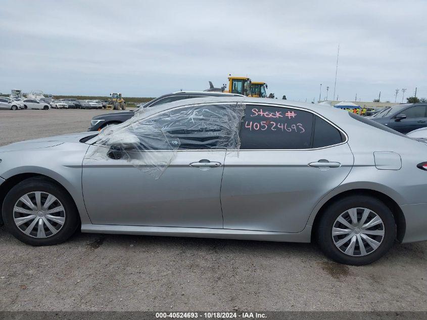 TOYOTA CAMRY L 2020