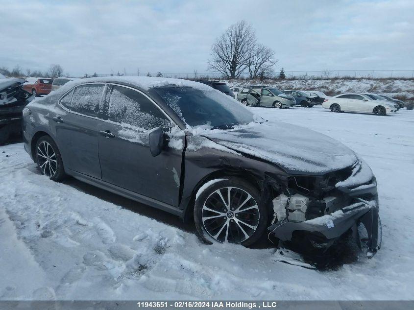 TOYOTA CAMRY LE 2018