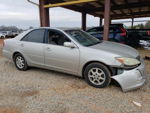 TOYOTA CAMRY LE 2004