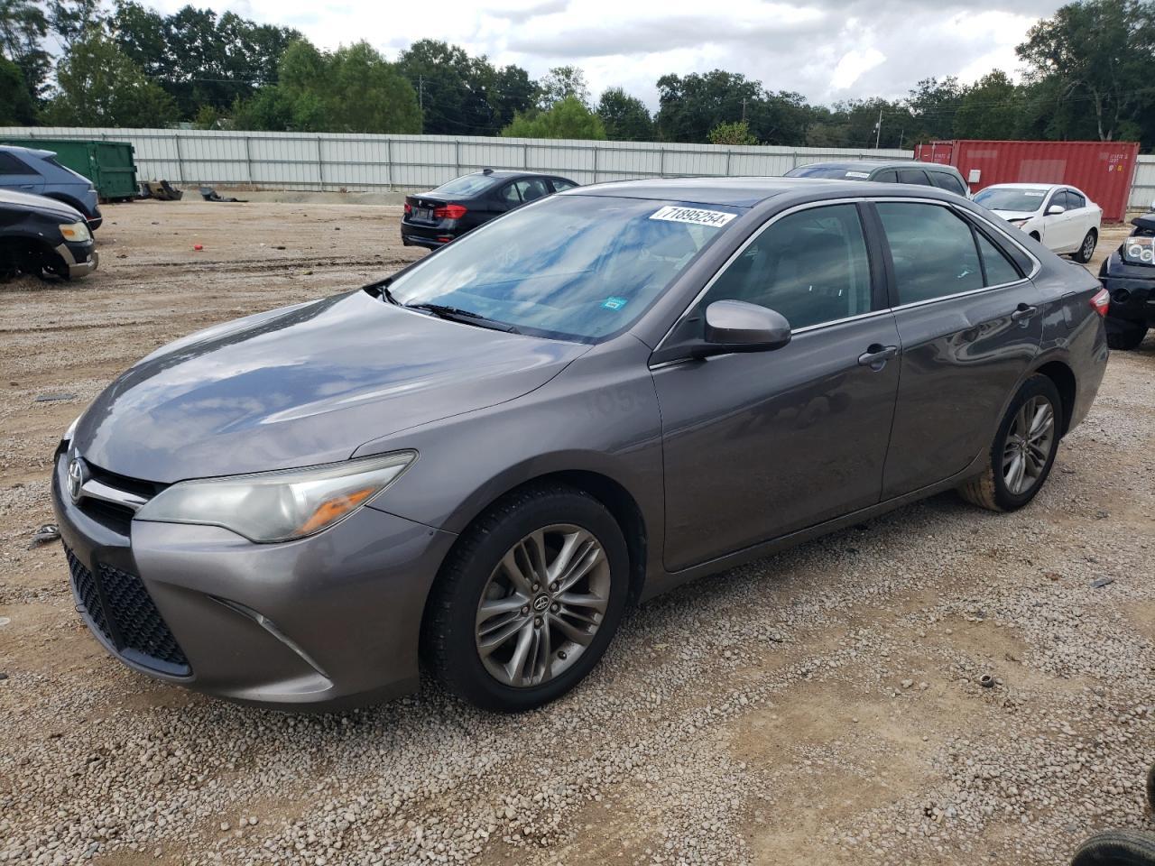 TOYOTA CAMRY LE 2017