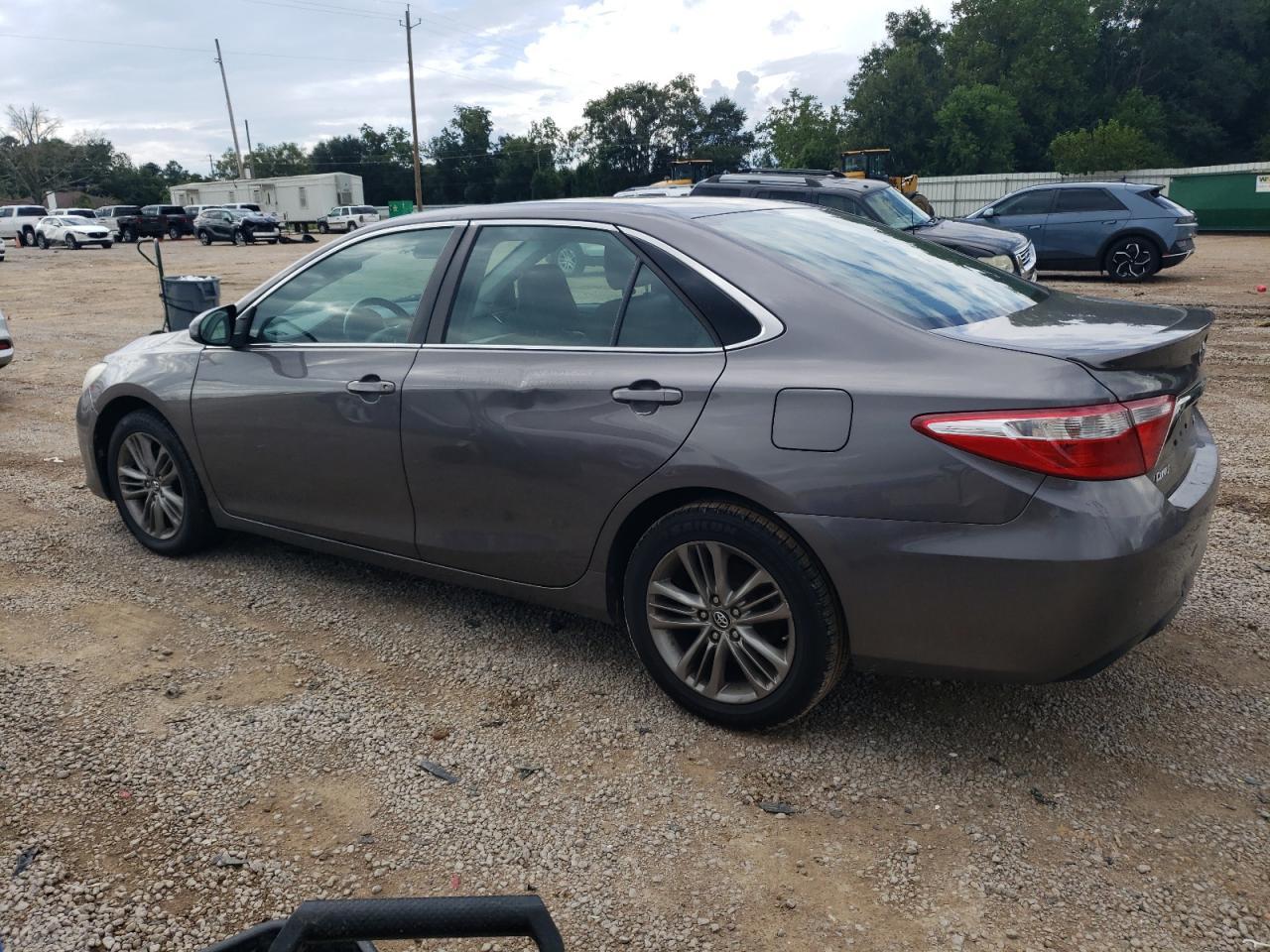 TOYOTA CAMRY LE 2017