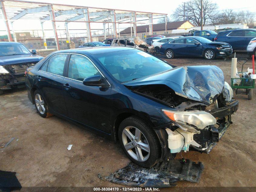 TOYOTA CAMRY SE 2014