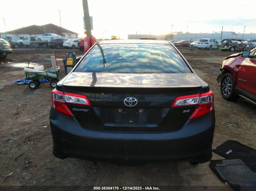 TOYOTA CAMRY SE 2014