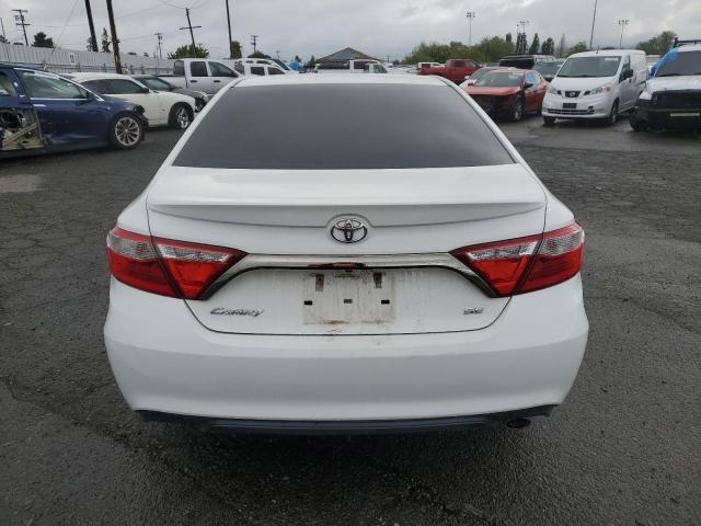 TOYOTA CAMRY LE 2016