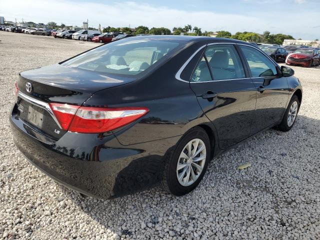 TOYOTA CAMRY LE 2017