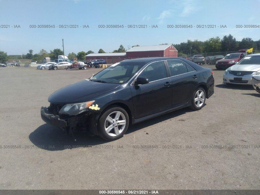 TOYOTA CAMRY SE 2012