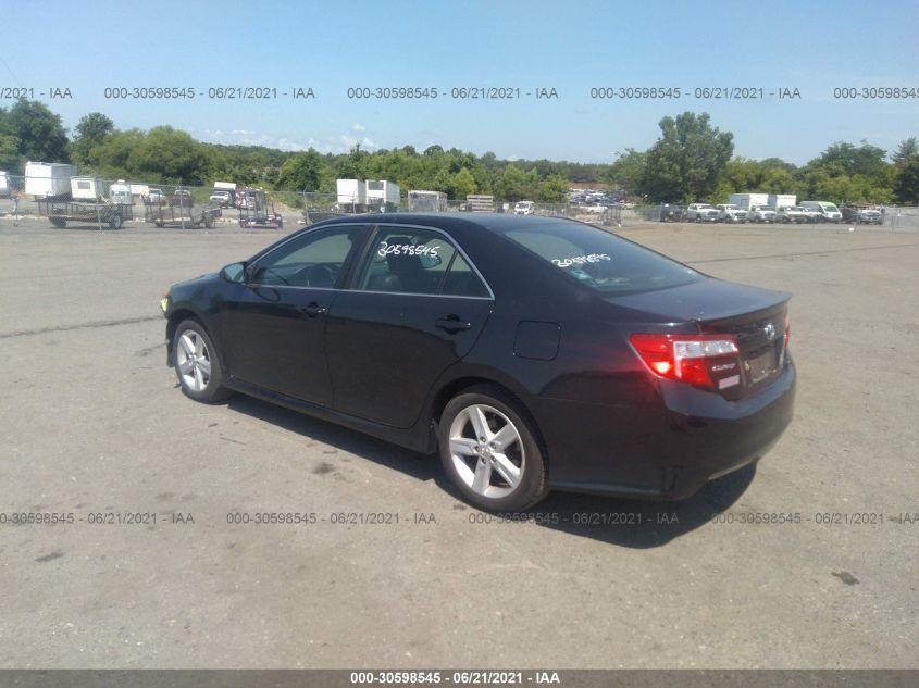 TOYOTA CAMRY SE 2012