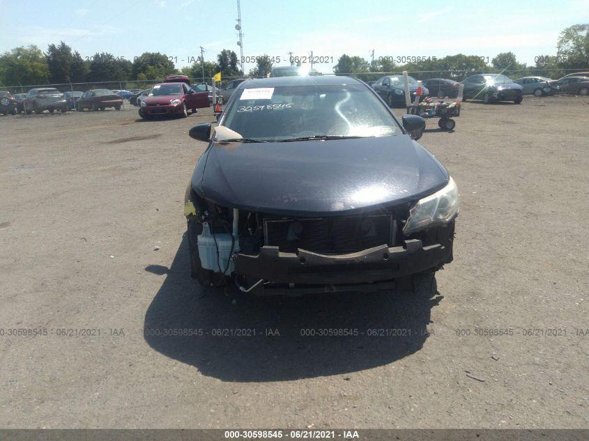 TOYOTA CAMRY SE 2012