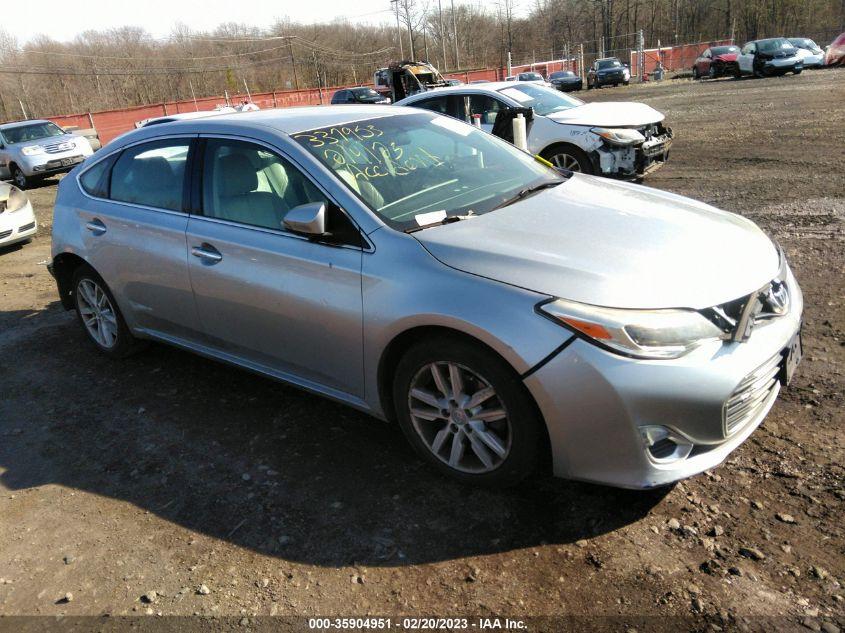 TOYOTA AVALON LIMITED 2015