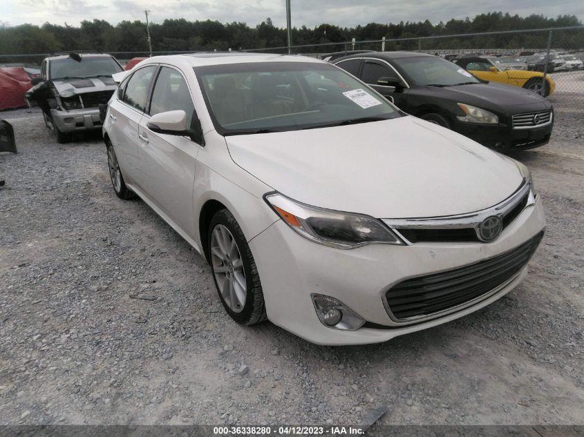 TOYOTA AVALON LIMITED 2015