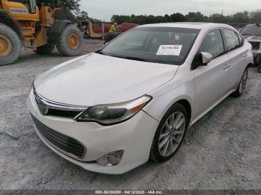 TOYOTA AVALON LIMITED 2015