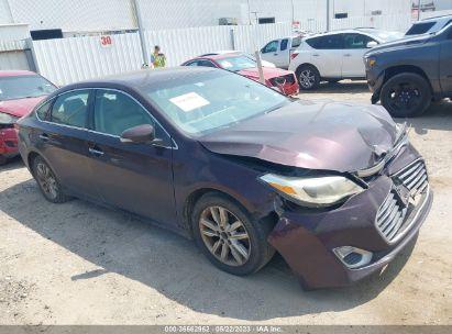 TOYOTA AVALON LIMITED 2015