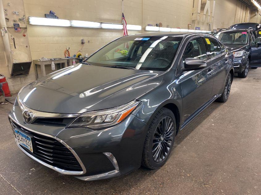 TOYOTA AVALON XLE/XLE PLUS 2018