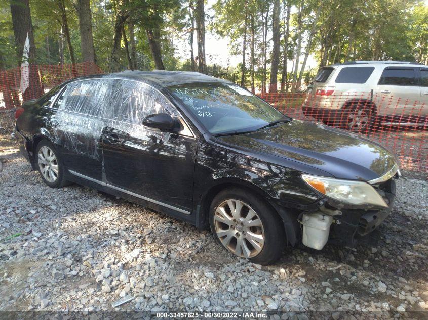 TOYOTA AVALON  2012