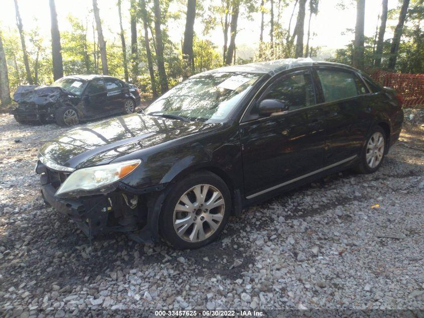 TOYOTA AVALON  2012