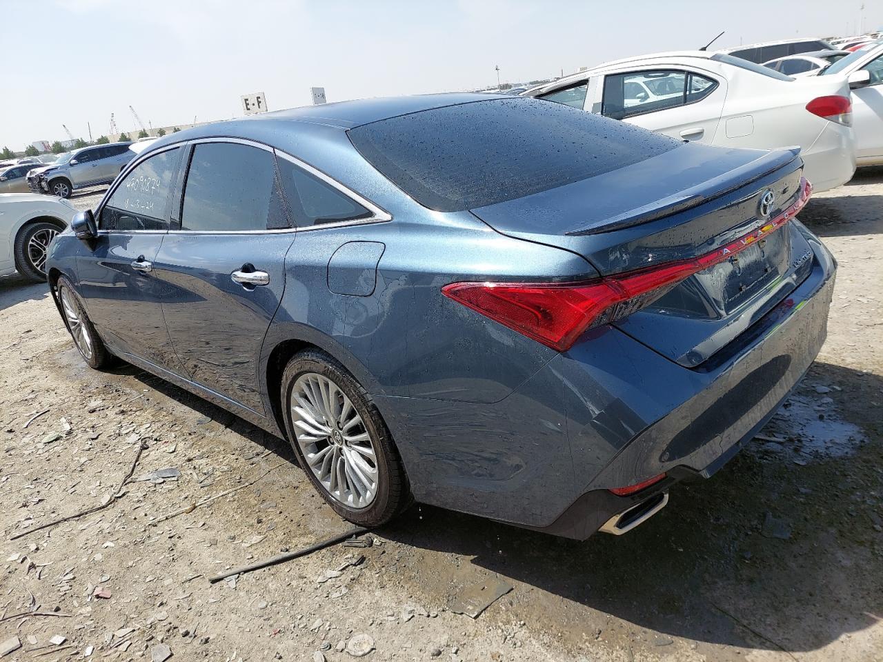 TOYOTA AVALON  2022