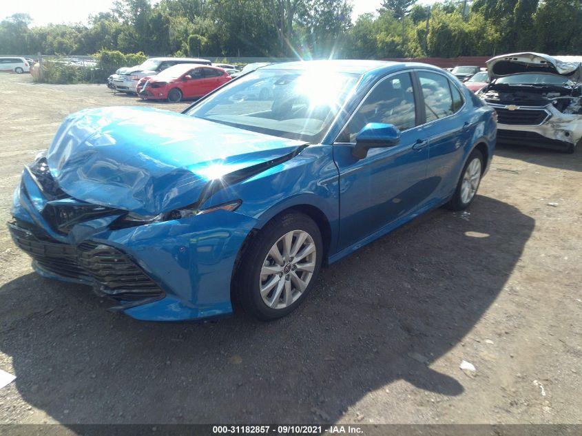 TOYOTA CAMRY LE 2020