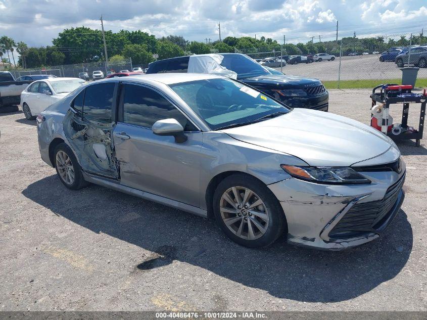 TOYOTA CAMRY LE 2023