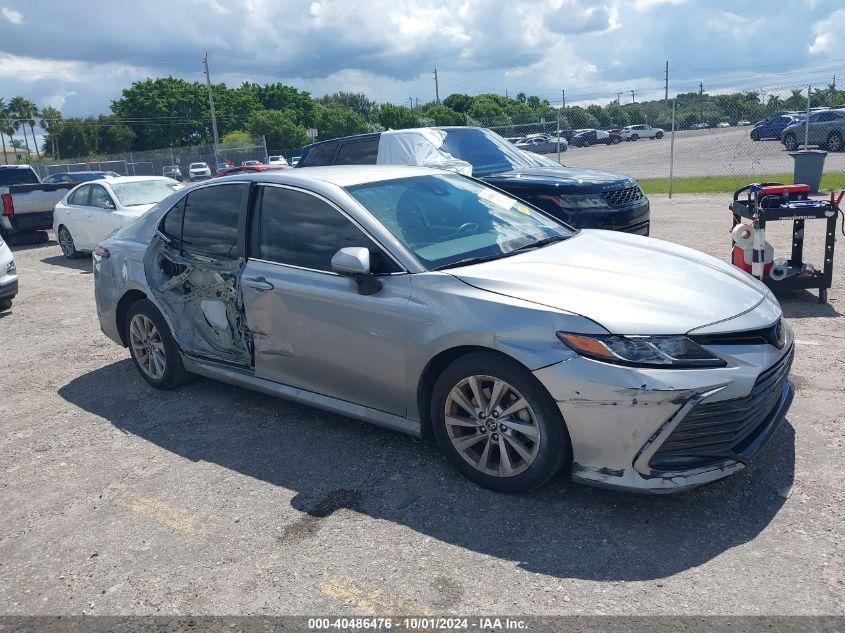 TOYOTA CAMRY LE 2023