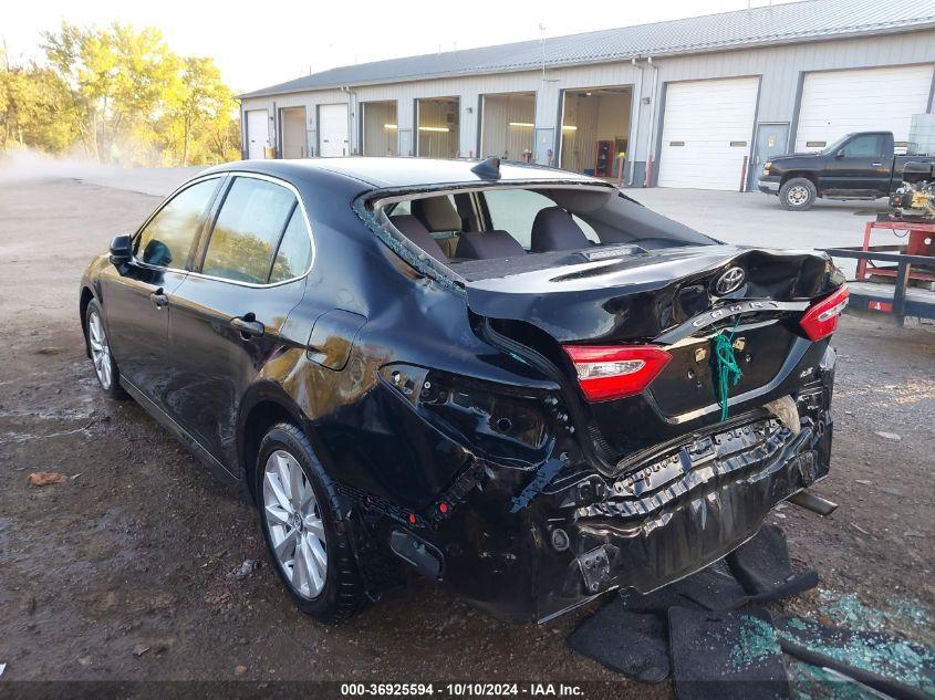 TOYOTA CAMRY LE 2020