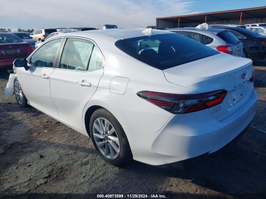 TOYOTA CAMRY LE 2023