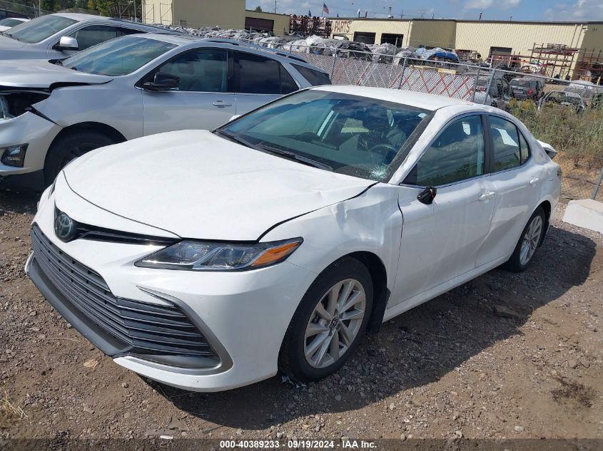 TOYOTA CAMRY LE 2023