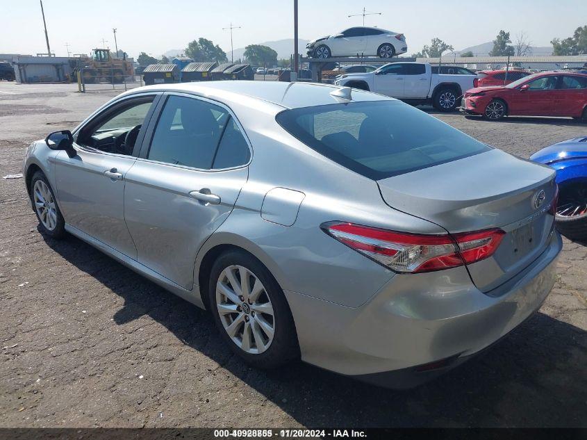 TOYOTA CAMRY LE 2020