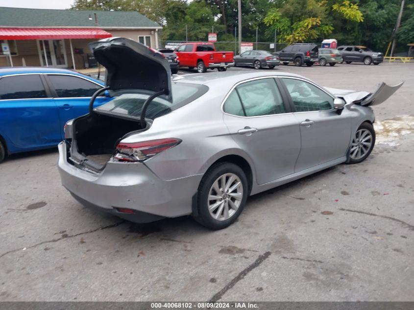 TOYOTA CAMRY LE 2022