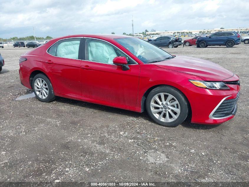 TOYOTA CAMRY LE 2023