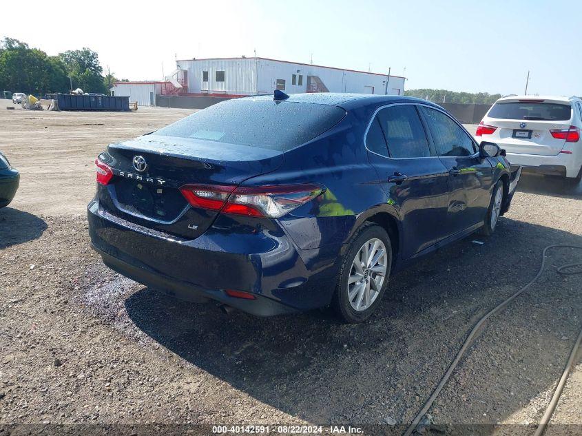 TOYOTA CAMRY LE 2022