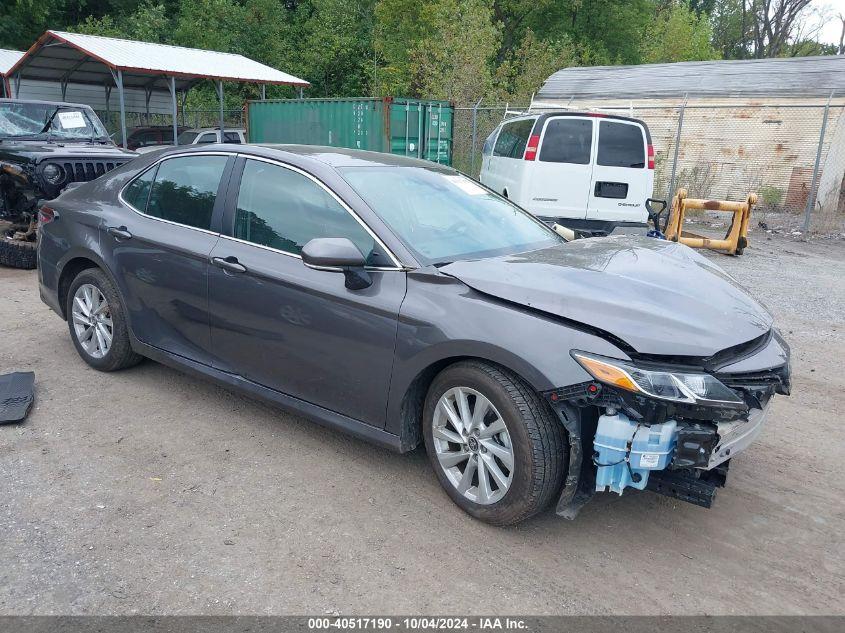 TOYOTA CAMRY LE 2023