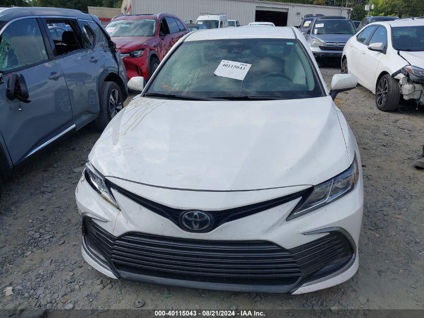 TOYOTA CAMRY LE 2024