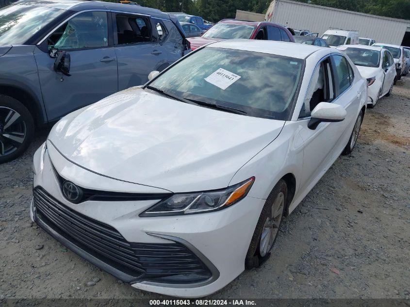 TOYOTA CAMRY LE 2024