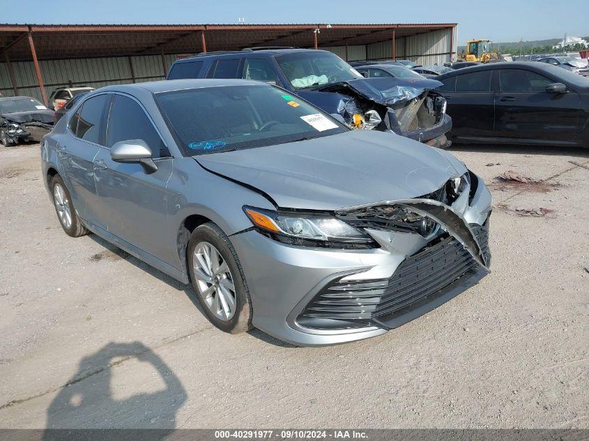 TOYOTA CAMRY LE 2023