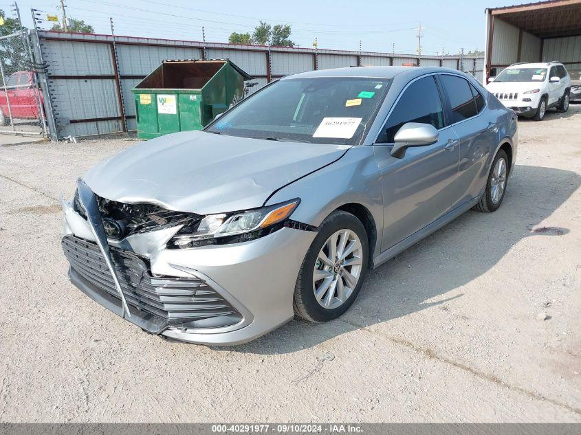 TOYOTA CAMRY LE 2023