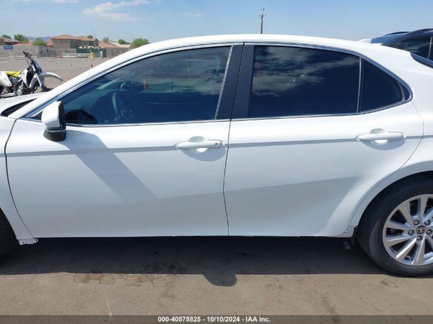 TOYOTA CAMRY LE 2023