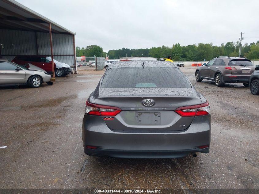 TOYOTA CAMRY LE 2021