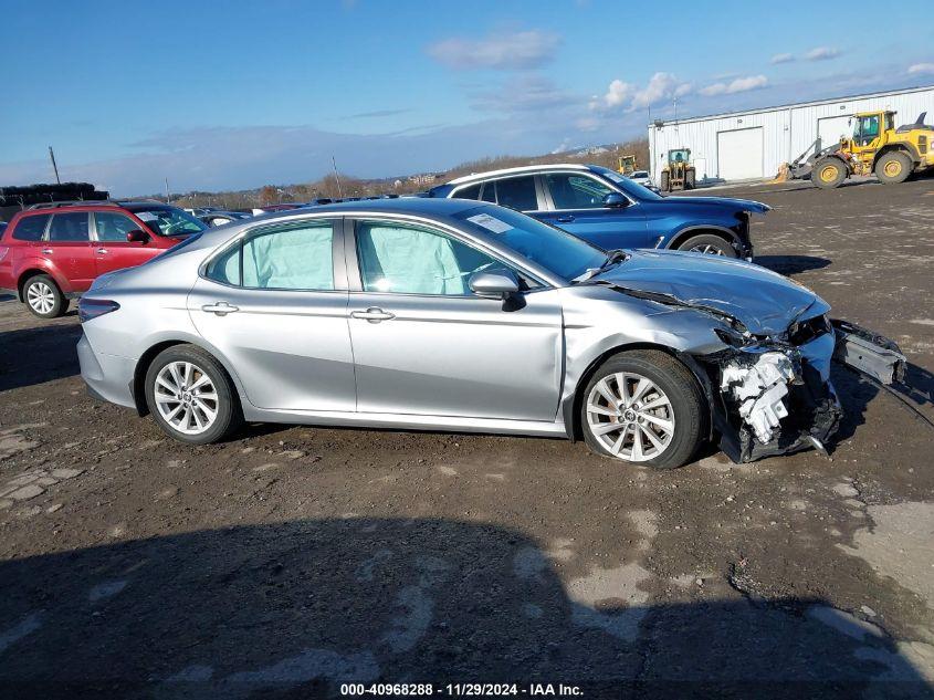 TOYOTA CAMRY LE 2021