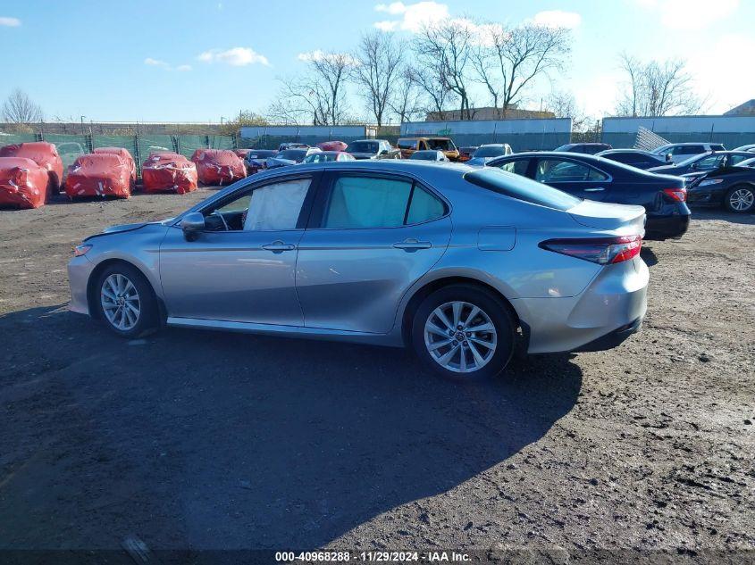 TOYOTA CAMRY LE 2021