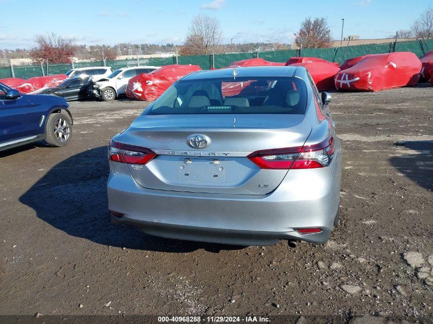 TOYOTA CAMRY LE 2021