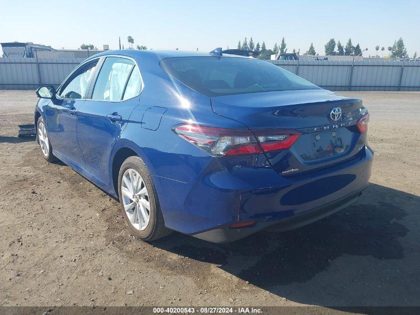 TOYOTA CAMRY LE 2024