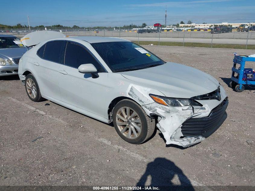 TOYOTA CAMRY LE 2022