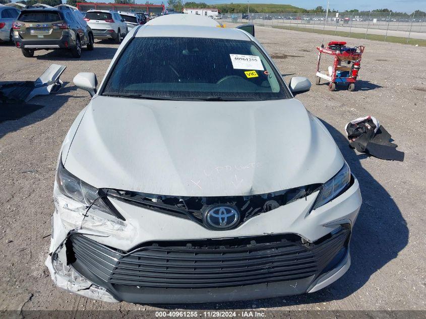 TOYOTA CAMRY LE 2022