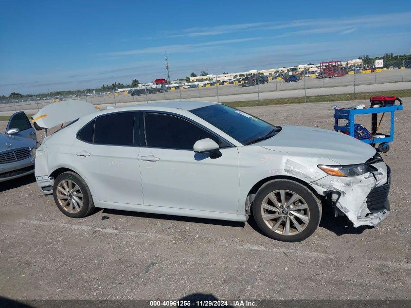 TOYOTA CAMRY LE 2022