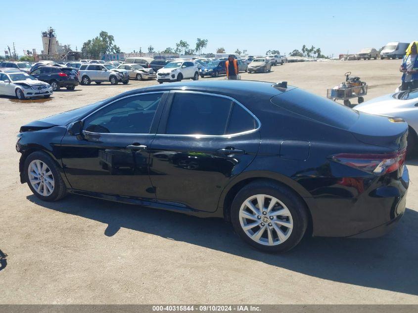 TOYOTA CAMRY LE 2022