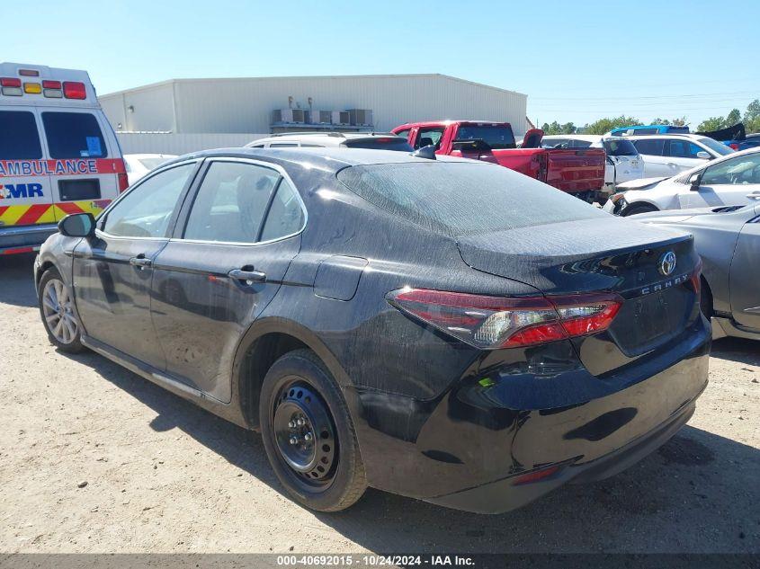 TOYOTA CAMRY LE 2022