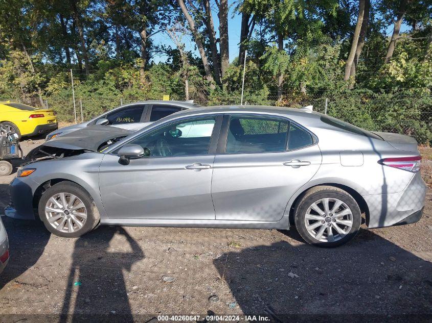 TOYOTA CAMRY LE 2020